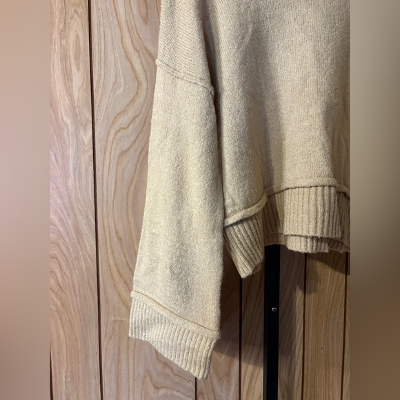 Oatmeal Knit Sweater Top - Picture 2 of 3